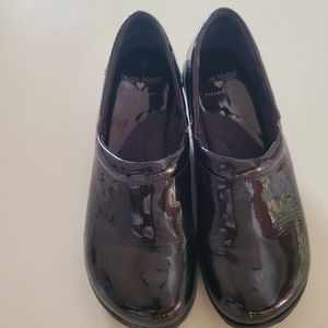 Nursemate Clogs